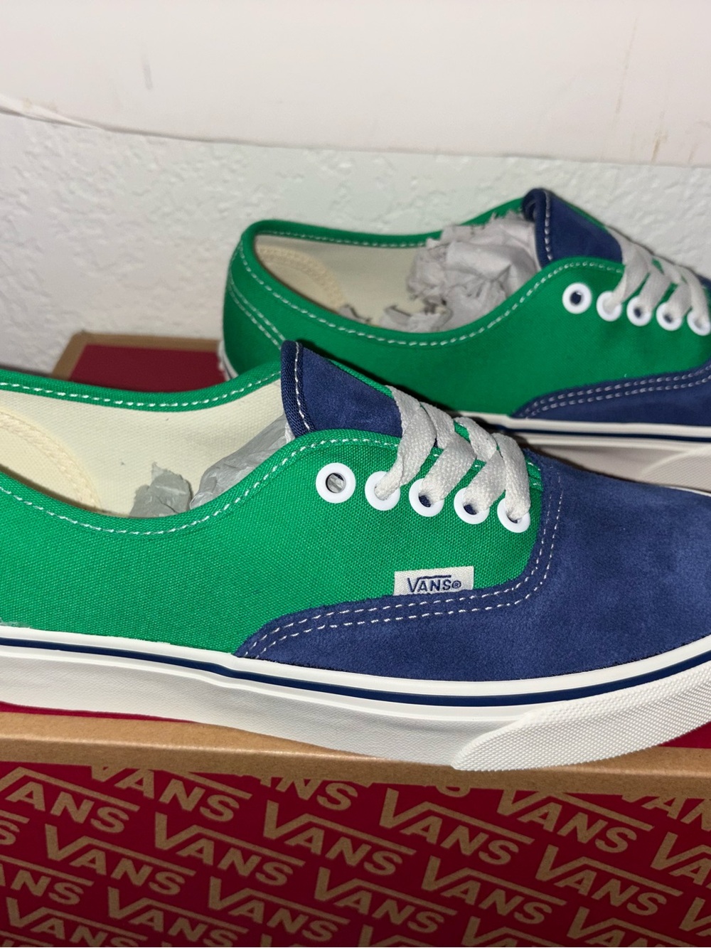 Vans Authentic Multiple Sizes - Picture 8 of 14